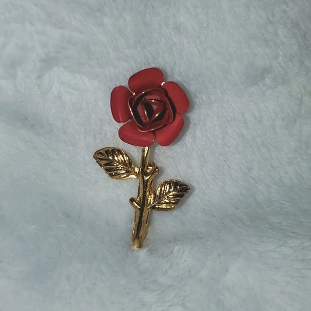Vintage Goldtone Rose Brooch